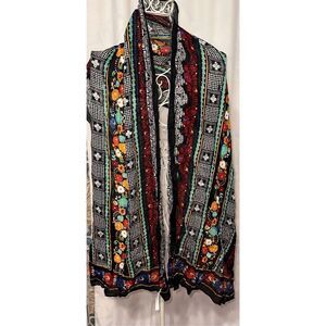 Nice Talbots Sweater 100% Viscose floral print multicolored Scarf GOOD CONDITION